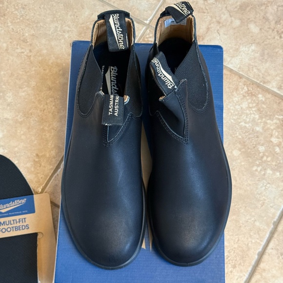 BLUNDSTONE unisex ELASTIC SIDED 558 CHELSEA BOOT LINED - Picture 4 of 14